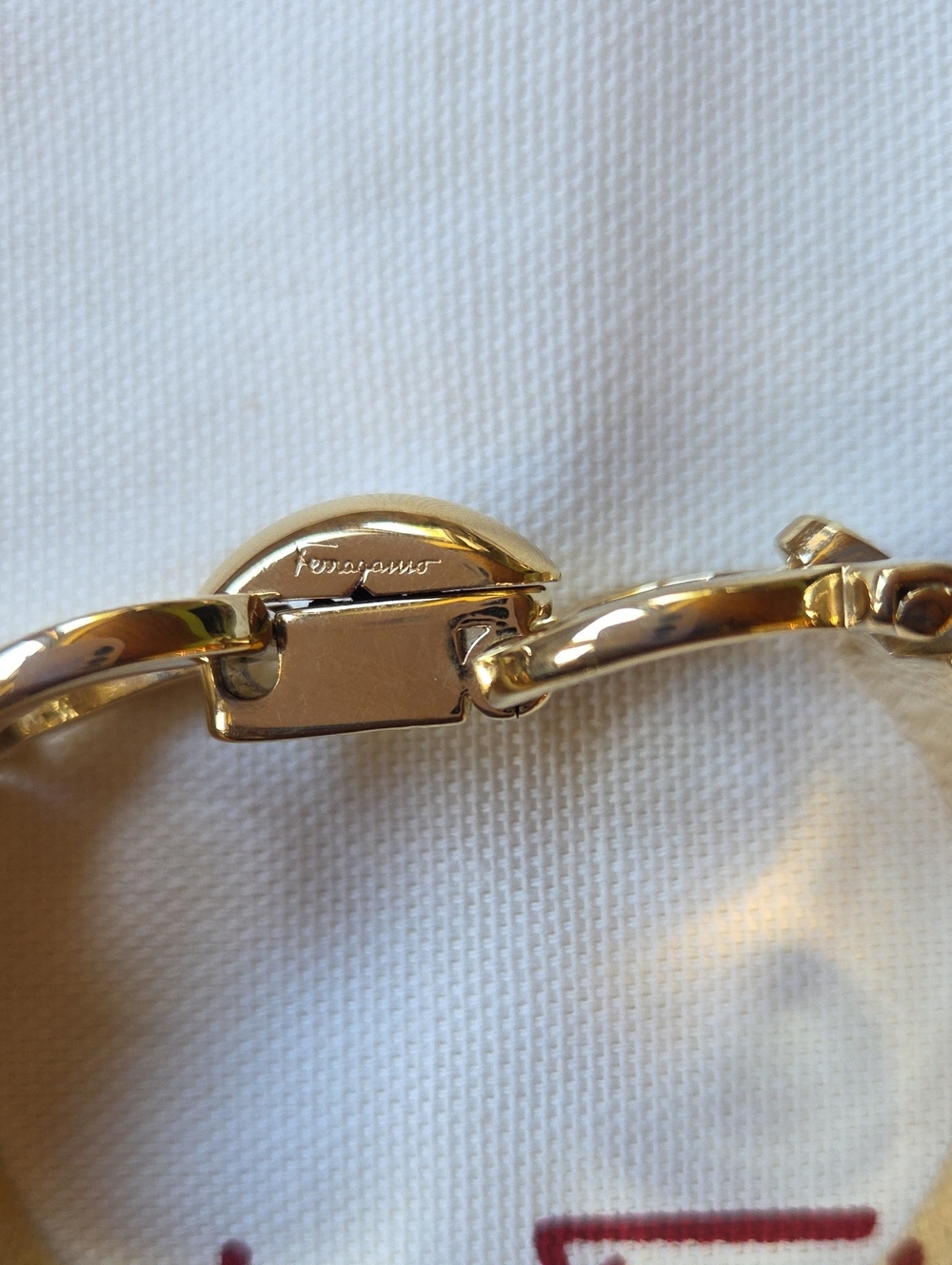 Salvatore Ferragamo Gold Vara-Inspired Bracelet with Black Accents - Picture 3 of 6